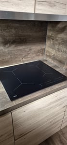AEG OIK85M00XB Induktionskochfeld autark Kunden-Foto 1