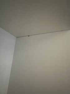 Teile teils beschätigt 