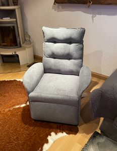 FLEXISPOT Elektrischer Relaxsessel mit Liegefunktion 105°–155°, Verstellbarer TV- & Fernsehsessel für Wohnzimmer, Rückenlehne & Fußstütze (Lichtgrau) Kunden-Foto 1
