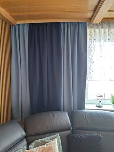 heimtexland ® 2 Stück Thermo Verdunkelungsvorhänge Sonnenschutz Kälteisolierung Verdunkelungsgardinen Kräuselband Vorhang Typ139 Schoko HxB 245 x 135 cm Kunden-Foto 2