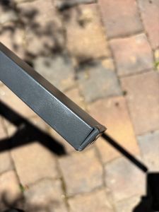 Metalowa półka na drewno kominkowe na zewnątrz 130 x 70 x 185 cm, profil stalowy Pro - 40 mm, antracytowy, odporny na warunki atmosferyczne, pojemność 1,6 m³ (2,5 SRM), L Ogród Schronisko na drewno kominkowe Pomoc do układania w stosy Zdjęcie produktu od klienta nr 2