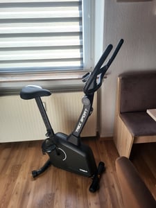 TREX SPORT Heimtrainer Fahrrad für Zuhause TX-380MB RIGON | Magnetisches Fitnessbike, leise | LCD Display, Pulsmesser, 8 Stufen, bis 120kg| Marineblau Kunden-Foto 3
