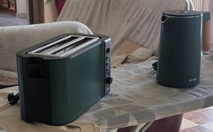 Arendo kanvica s nastavením teploty 40° - 100 °C a displejom, nerezová oceľ, dvojité steny, 1,5 l, 2200 W, funkcia udržiavania teploty, 360° základňa, s rukoväťou v drevenom vzhľade, bez BPA, zelená Fotografia od zákazníka č. 2