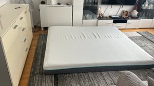 Ergonomische 7-Zonen Kaltschaummatratze - 21cm - 90 x 200 cm - H3&H4 - Memory Schaum Matratze Kunden-Foto 4