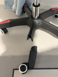 GOTAGEE Gaming-Stuhl Bürostuhl Ergonomischer Gaming Sessel mit Lendenwirbelstütze Fußstütze mit Katzenohren Kopfkissen Höhenverstellbar Schwarz-Grau Kunden-Foto 7