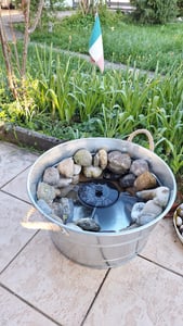 Solarbrunnen, Solar Springbrunnen, 1,5W DIY Solar Wasserpumpe mit 6 Düsen, 190 L/H Förderleistung, Solar Teichpumpe Kunden-Foto 1