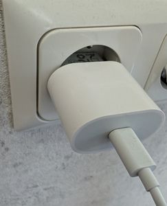 Schnellladegerät USB C Netzteil mit Kabel 20 Watt Universal – Lightning 1 Meter Kunden-Foto 2