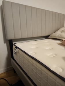 Materac DEWINNER 140 x 200, pianka o grubości 32 cm i pianka z pamięcią kształtu, doskonałe podparcie, wysoka elastyczność, oddychający, 7 stref Zdjęcie produktu od klienta nr 1