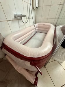 Tubble® Royale Aufblasbare Badewanne Emerald Green 255L – Faltbare Badewanne für Erwachsene bis 188cm, Aufbau in 1min, Indoor & Outdoor Kunden-Foto 2
