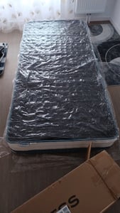 Tribesigns Matelas 160x200 cm hauteur 25 cm, H3, 7 zones, Matelas à ressorts ensachés avec Oeko-TEX , Matelas à ressorts avec mousse à mémoire de forme en gel Photo du client 6