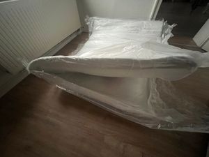 Mangelhafte Qualität und starker chemischer Geruch!