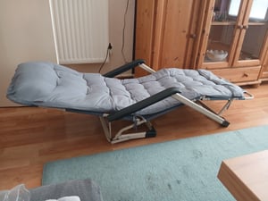 Luverno® Klappbare Gartensessel Sonnenliege mit Kissen bis 120 kg Liegestuhl Klappliege Gartenliege Rückenlehne Campingstuhl Strandsessel Strandstuhl Kunden-Foto 2
