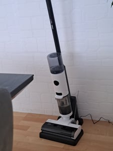 JONR ED12 Nass-Trocken-Akkusauger – 3,5 kg Ultraleichter Wischsauger mit 1 mm Kantenreinigung, 750 ml Wassertank, automatischer Selbstreinigung Kunden-Foto 6