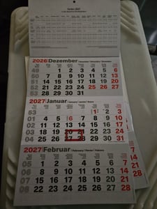 2027 ADINA Dreimonatskalender B4 mit Schulferien 48,5x23,5cm Kunden-Foto 1