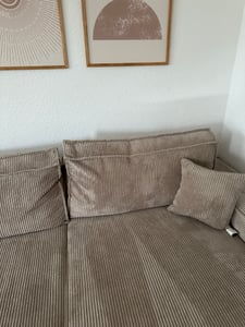 Ecksofa Farese mit Schlaffunktion und Bettkasten, Ottomane rechts, Cordbezug in Beige Kunden-Foto 3
