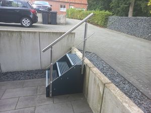 TRMLBE Zábradlie z nehrdzavejúcej ocele Schodiskové zábradlie s 2 stĺpikmi pre vnútorné a vonkajšie balkónové schody - 150 cm 3 priečky Fotografia od zákazníka č. 2