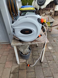 VEVOR Schlauchtrommel, 12 mm x 40 m, mit 9 Düsen, Schlauchbox, automatischem Langsamrücklaufsystem und 180° schwenkbarem Ständer Kunden-Foto 2