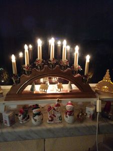 Erzgebirgslicht - AUSWAHL - 10x Topkerze Spitzkerze 24V 3W E10 für 10 Brennstellen Ersatzbirne Glühbirne Riffelkerze Glühlämpchen für Lichterketten und Schwibbogen (keine LED!) Kunden-Foto 2