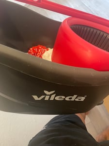 Zestaw mopów Vileda Turbo Easy Wring & Clean z wirówką elektryczną i pedałem nożnym, kolor szary Zdjęcie produktu od klienta nr 8