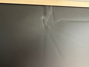 Schwarze magnetische Kreidetafel mit Naturholzrahmen 80x50cm Kunden-Foto 1