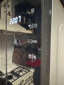 Hisense H23MOBS5HG4, Na pracovnú dosku, Mikrovlnná rúra s grilom, 23 L, 800 W, Vstavaný displej, Dotyk Fotografia od zákazníka č. 2
