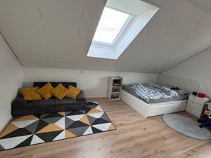 Pillows24 – Spielsofa für Kinder aus Cordstoff mit waschbarem, hautfreundliche Bezug | Kindersofa für Spielzimmer – Hergestellt in der EU, Türkis Kunden-Foto 5