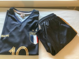 Frankreich Fußball Trikot Set Mbappe Heim - 2024-2026 - Kinder und Erwachsene - XL Kunden-Foto 1
