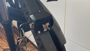 AXA Akkuschloss Bosch 2 für Rahmenmontage Kunden-Foto 1