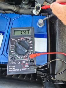 Digitálny multimeter LCD Digitálny ampérmeter AC DC Ampérmeter Univerzálny voltmeter Ampérmeter Univerzálny merací prístroj Elektrické meranie Retoo Fotografia od zákazníka č. 1
