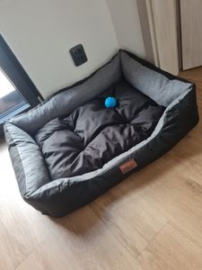 Pelíšek pro psy "Puffy" - Vodoodpudivý a odnímatelný polštář - 90x75 cm - Pevná tkanina Oxford | PillowPrim Fotografie od zákazníka č. 1