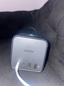 UGREEN Desktop Fast Charger - 65W - With Integrated Sockets - Grey/Black Foto del cliente 1