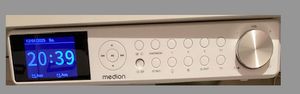 MEDION P66750 Küchen Unterbauradio (DAB+ Küchenradio, PLL UKW Radio, dimmbares TFT Farbdisplay, Koch Timer, Bluetooth, LED Leiste, inkl. Montagematerial) weiß Kunden-Foto 4