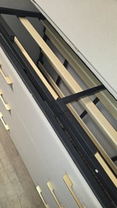STILVORA Schrankbett 140×200 mit USB und Typ-C Anschlüssen und Schublade, Wandbett mit Ablagefach und umbaubarem Design, Klappbett platzsparend und mobil Beige Kunden-Foto 6