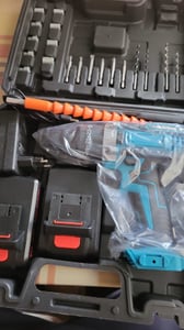 21V Akkuschrauber mit 2 Akkus 1500mAh & Ladegerät, Akku-Bohrschrauber 2-Gang, 3-in-1 Arbeitsmodus, 28 Zubehörteile für Haus, Garten & Renovierung Kunden-Foto 1