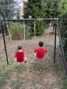 Doppelschaukel für Kinder, verstellbare Sitzhöhe, Stahlgestell anthrazit-beige, Gartenschaukel für 2 Kinder, Outdoor Kunden-Foto 1