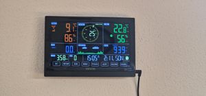 Bezdrôtová meteorologická stanica VEVOR 7 v 1, 7,5-palcový displej, vonkajší senzor napájaný solárnou energiou, dažďomer, na predpoveď počasia, teplotu, vlhkomer, rýchlosť a smer vetra (bez WLAN) Fotografia od zákazníka č. 1