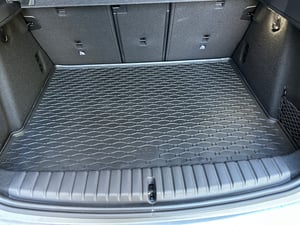Rigum Gummi Kofferraumklappe für Mazda 3 Fließheck (2019-) Kunden-Foto 1