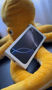 Apple iPhone 16 Pro Max , 17,5 cm (6.9"), 2868 x 1320 Pixel, 512 GB, 48 MP, iOS 18, Sand Kunden-Foto 6
