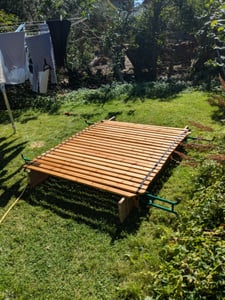 UISEBRT Rollrost 90x200 cm Lattenrost Rolllattenrost Bettrost 23 Latten 2cm dick bis 300kg Belastbar Flexibel Platzsparend Atmungsaktiv für Einzelbett & Doppelbett Kunden-Foto 3