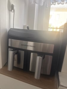GOURMETmaxx Doppelkammer-Heißluftfritteuse | 2 x 3,5L - Edelstahl | Synchro-Garzonen, Timerfunktion & Touchdisplay | 10 Programme | 2400 Watt ** Kunden-Foto 1