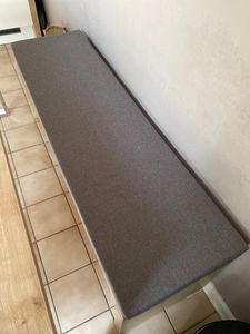Bankauflage 120 x 40 cm, hellgrau, Unterseite Antirutsch, Bankkissen, Sitzkissen für Fensterbank, Bezug waschbar, sleepling Kunden-Foto 1