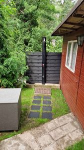 CCLIFE Solardusche 40L Schwarz Solar Gartendusche Pooldusche Außendusche Pooldusche Garten, Color: Schwarz Kunden-Foto 2