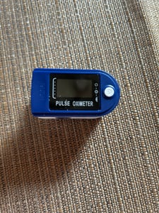 Finger Pulsoximeter Sauerstoff Puls SpO2 Messgerät Oximeter SpO-2 Pulsoxymeter Kunden-Foto 1