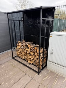 Brennholzregal 'Yakutat' Kaminholzregal Kaminholzunterstand aus Stahl Schwarz 145x143x70 cm Kunden-Foto 1