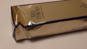 Elizabeth Taylor White Diamonds woda perfumowana spray 50 ml Zdjęcie produktu od klienta nr 1