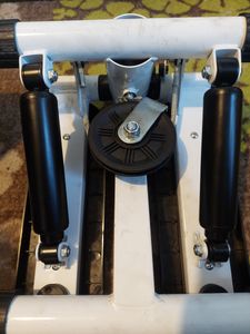 Fitness Stepper höhenverstellbar für Zuhause mit LCD-Bildschirm, Anti-Rutsch und Power Ropes, Mini-Stepper Tragfähigkeit 100 kg Retoo Kunden-Foto 4