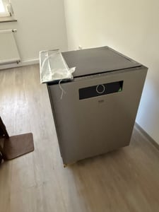 Beko b100 BG840EXUB, Unterbau, Standardgröße (60 cm), Edelstahl, LCD, Zusammenklappbar, Zusammenklappbar Kunden-Foto 1