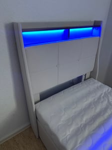 Flieks Polsterbett 180x200cm mit USB, Jugendbett Doppelbett mit Lattenrost und Stauraum, Stauraumbett mit LED, Leinen, Grau Kunden-Foto 6