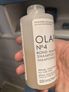 Olaplex Nº.4C Bond Maintenance, 250 ml, Šampon, Profesionální, Unisex, Všechny vlasy, Všechny barvy Fotografie od zákazníka č. 2