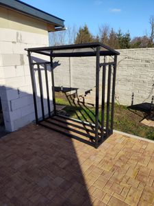Drevnik na palivove drevo kovovy pozinkovany so strieskou 188x70x188 antracit nosnost 3500 kg Fotografia od zákazníka č. 8